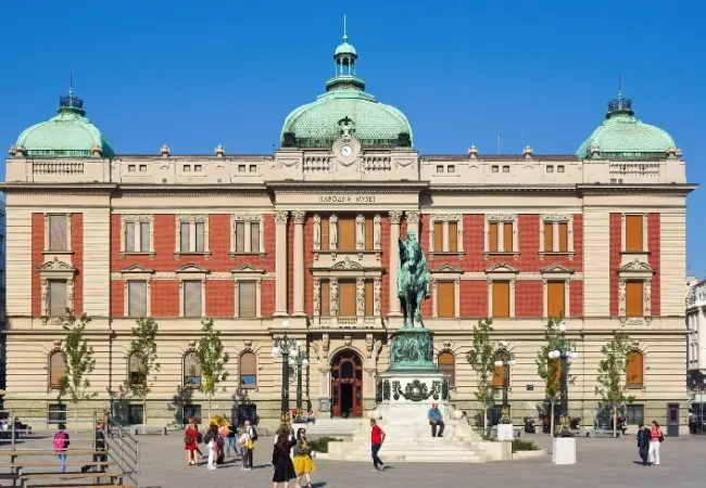 Downtown Walking Tour Adventure