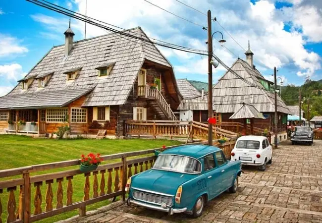 Mokra Gora Zlatibor Šargan 8 Wooden Village Tour