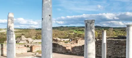 Vlach Magic: Vratna & Felix Romuliana Day Tour